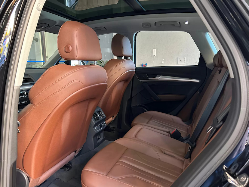 Foto do veículo AUDI Q5 2.0 TFSI GASOLINA PRESTIGE PLUS S TRONIC 2020 48.384 KM 176.900,00