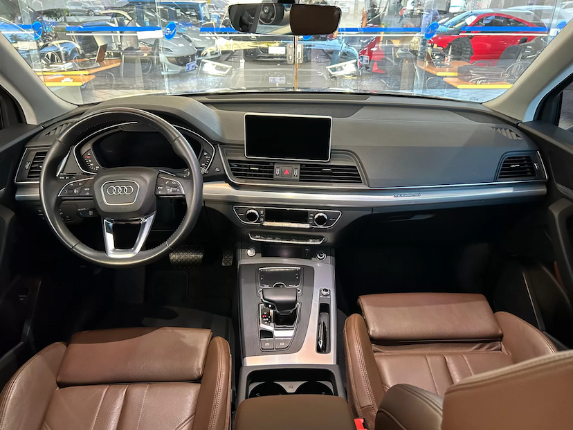 Foto do veículo AUDI Q5 2.0 TFSI GASOLINA PRESTIGE PLUS S TRONIC 2020 48.384 KM 176.900,00