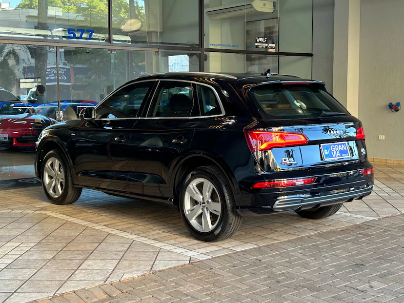 Foto do veículo AUDI Q5 2.0 TFSI GASOLINA PRESTIGE PLUS S TRONIC 2020 48.384 KM 176.900,00