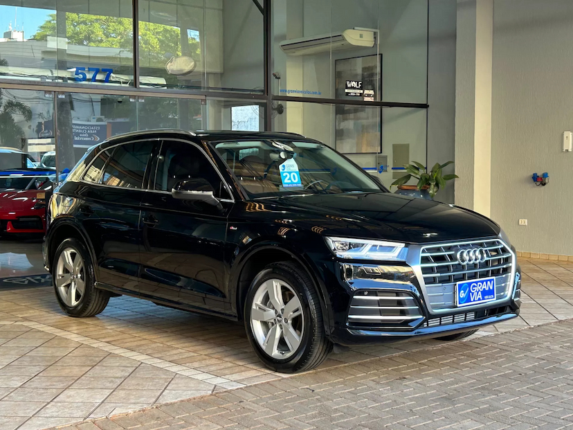 Foto do veículo AUDI Q5 2.0 TFSI GASOLINA PRESTIGE PLUS S TRONIC 2020 48.384 KM 176.900,00