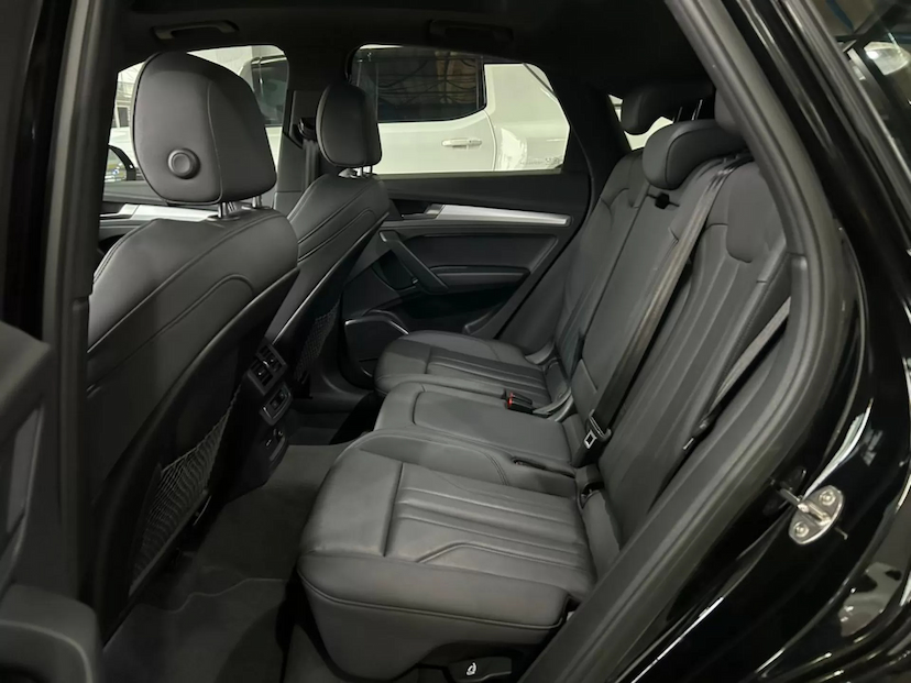 Foto do veículo AUDI Q5 2.0 45 TFSI GASOLINA S LINE BLACK QUATTRO S TRONIC 2021 44.711 KM 239.900,00