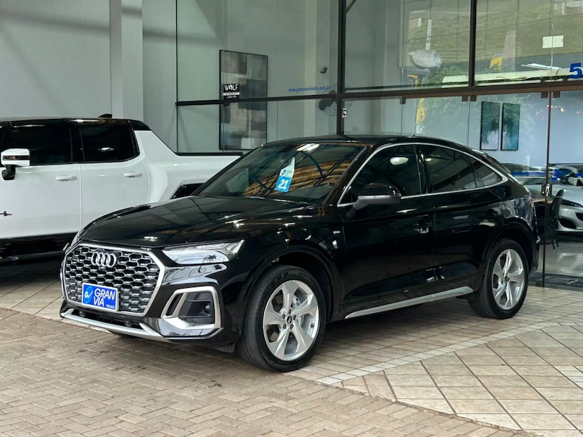 Foto do veículo AUDI Q5 2.0 45 TFSI GASOLINA S LINE BLACK QUATTRO S TRONIC 2021 44.711 KM 239.900,00