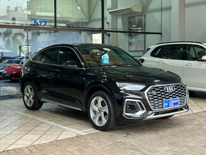 Foto do veículo AUDI Q5 2.0 45 TFSI GASOLINA S LINE BLACK QUATTRO S TRONIC 2021 44.711 KM 239.900,00