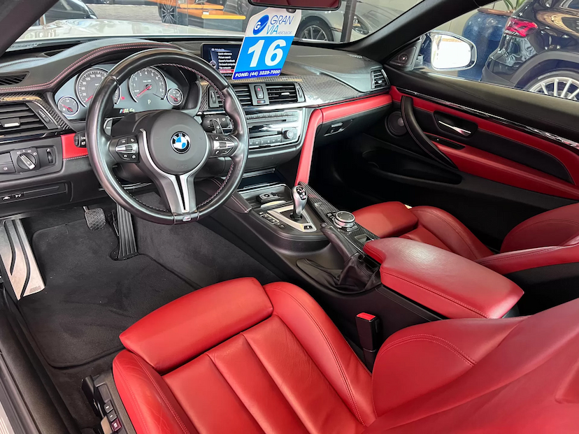 Foto do veículo BMW M4 3.0 CABRIO I6 24V GASOLINA 2P AUTOMÁTICO 2016 28.854 KM 299.000,00