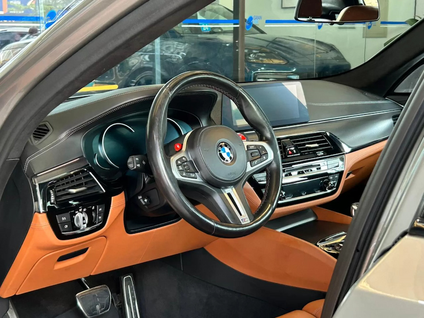 Foto do veículo BMW M5 4.4 V8 TWIN POWER M XDRIVE STEPTRONIC 2019 65.140 KM 399.000,00