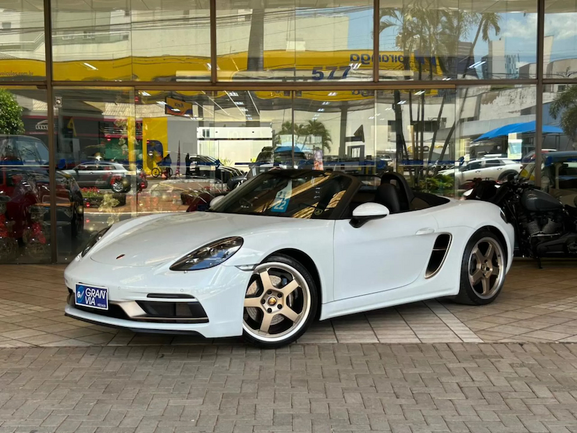 Foto do veículo PORSCHE 718 4.0 H6 GASOLINA BOXSTER 25 ANOS PDK 2022 7.168 KM 688.000,00