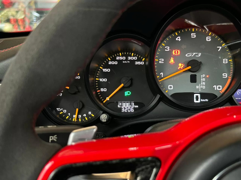Foto do veículo PORSCHE 911 4.0 24V H6 GASOLINA GT3 PDK 2018 23.863 KM 1.599.000,00