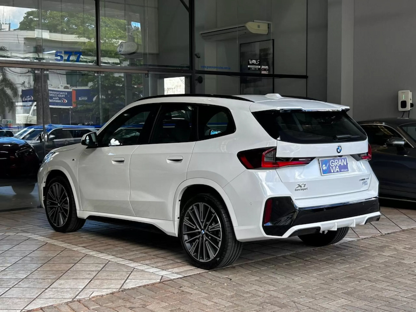 Foto do veículo BMW X1 2.0 16V TURBO GASOLINA SDRIVE20I M SPORT STEPTRONIC 2026 1.449 KM 348.000,00