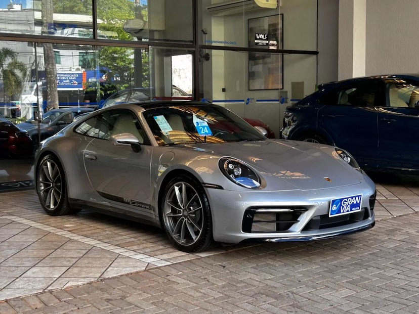 Foto do veículo PORSCHE 911 3.0 24V H6 GASOLINA CARRERA PDK 2024 1.617 KM 845.000,00
