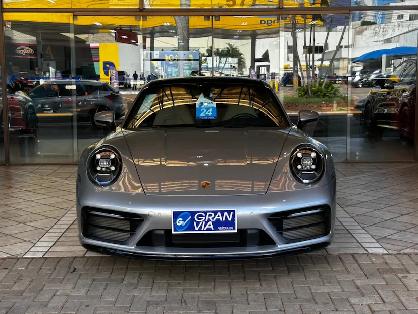 Foto do veículo PORSCHE 911 3.0 24V H6 GASOLINA CARRERA PDK 2024 1.617 KM 845.000,00