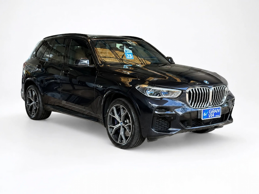 Foto do veículo BMW X5 3.0 I6 TURBO HÍBRIDO XDRIVE45E M SPORT AUTOMÁTICO 2023 62.075 KM 428.000,00