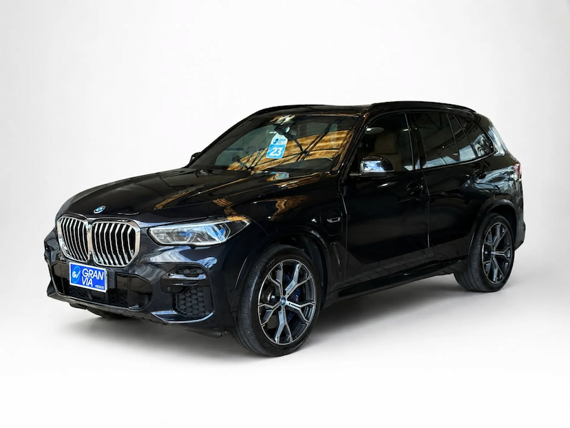 Foto do veículo BMW X5 3.0 I6 TURBO HÍBRIDO XDRIVE45E M SPORT AUTOMÁTICO 2023 62.075 KM 428.000,00