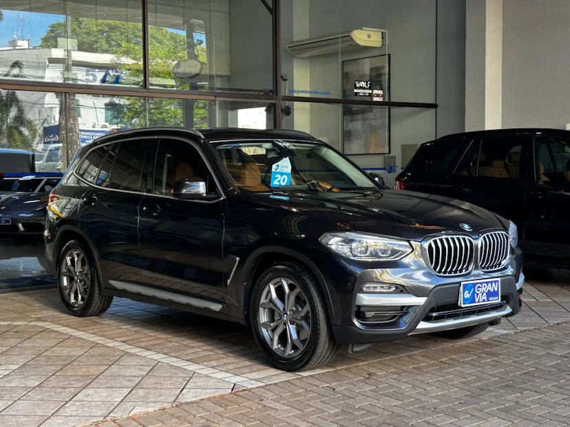 Foto do veículo BMW X3 2.0 16V GASOLINA X LINE XDRIVE20I STEPTRONIC 2020 80.474 KM 168.900,00