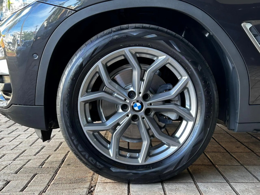 Foto do veículo BMW X3 2.0 16V GASOLINA X LINE XDRIVE20I STEPTRONIC 2020 80.474 KM 168.900,00