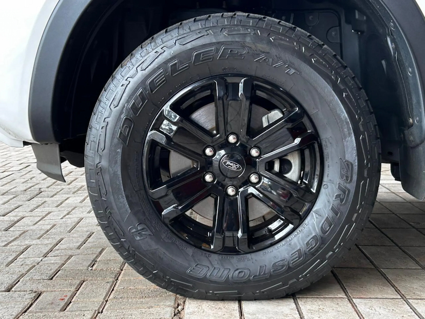 Foto do veículo FORD RANGER 3.0 V6 TURBO DIESEL CD XLT 4X4 AUTOMÁTICO 2025 14.770 KM 269.900,00