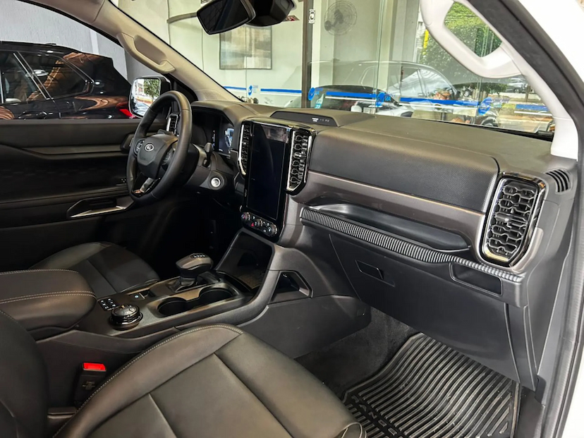 Foto do veículo FORD RANGER 3.0 V6 TURBO DIESEL CD XLT 4X4 AUTOMÁTICO 2025 14.770 KM 269.900,00