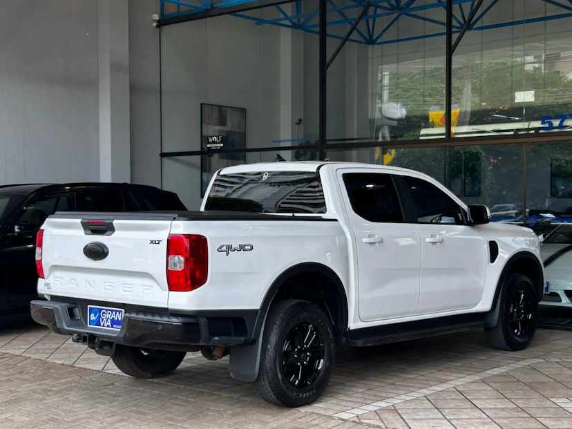 Foto do veículo FORD RANGER 3.0 V6 TURBO DIESEL CD XLT 4X4 AUTOMÁTICO 2025 14.770 KM 269.900,00