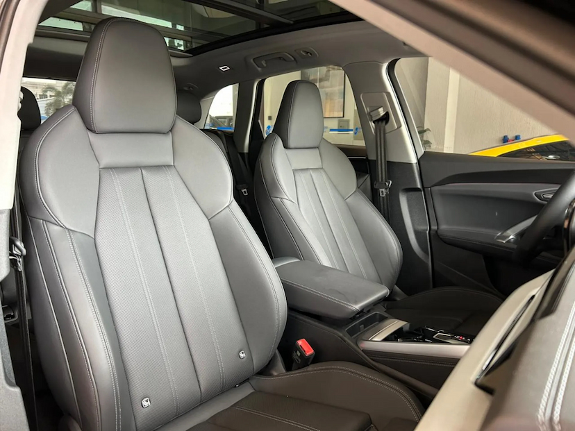 Foto do veículo AUDI Q5 2.0 45 TFSI GASOLINA S-LINE QUATTRO S TRONIC 2025 1.414 KM 438.900,00