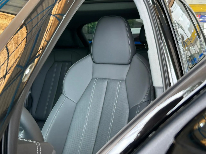Foto do veículo AUDI Q5 2.0 45 TFSI GASOLINA S-LINE QUATTRO S TRONIC 2025 1.414 KM 438.900,00