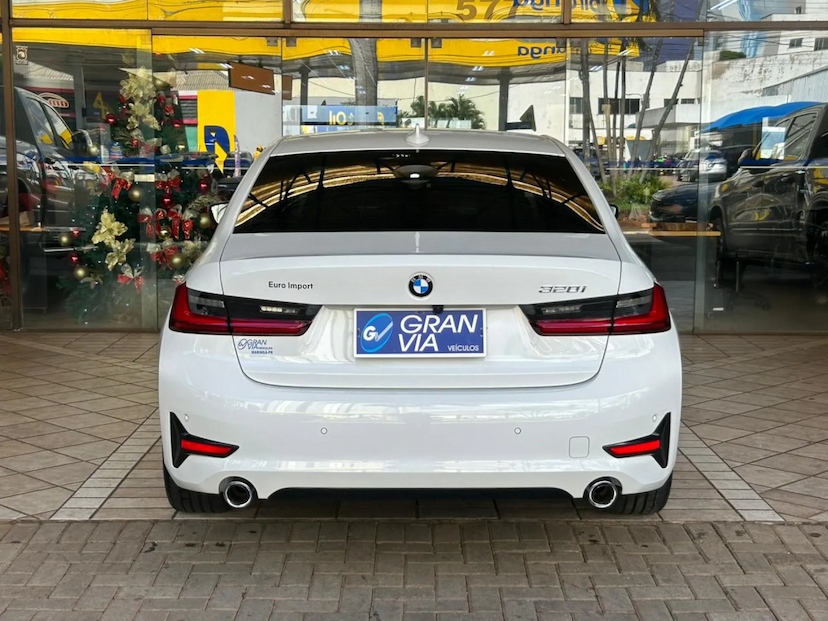 Foto do veículo BMW 320I 2.0 16V TURBO FLEX SPORT GP AUTOMÁTICO 2022 19.256 KM 228.900,00