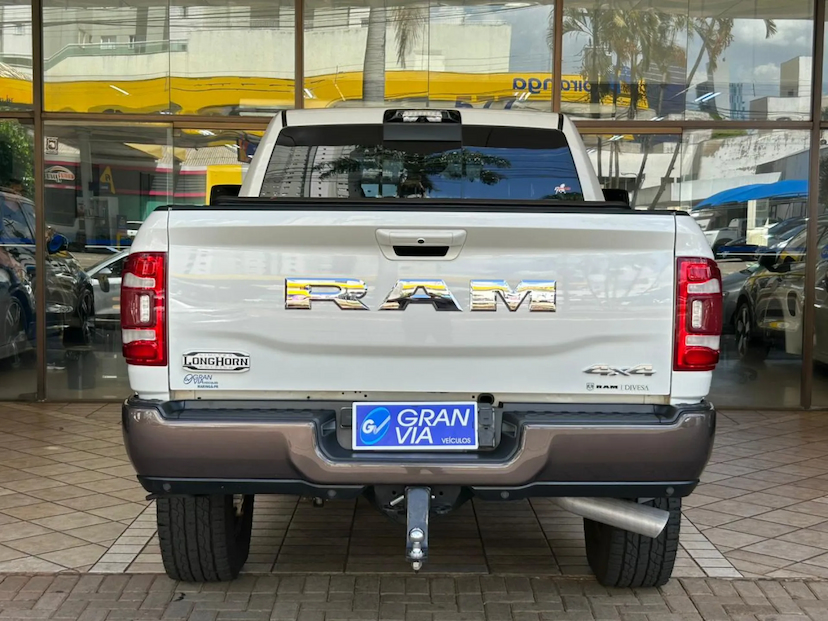 Foto do veículo RAM 3500 6.7 I6 TURBO DIESEL LIMITED LONGHORN CD 4X4  AUTOMÁTICO 2024 30.442 KM 458.000,00