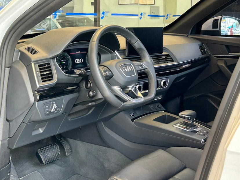 Foto do veículo AUDI Q5 2.0 55 TFSIE PHEV SPORTBACK PERFORMANCE QUATTRO S TRONIC 2022 19.891 KM 349.000,00