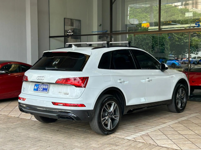 Foto do veículo AUDI Q5 2.0 55 TFSIE PHEV SPORTBACK PERFORMANCE QUATTRO S TRONIC 2022 19.891 KM 349.000,00