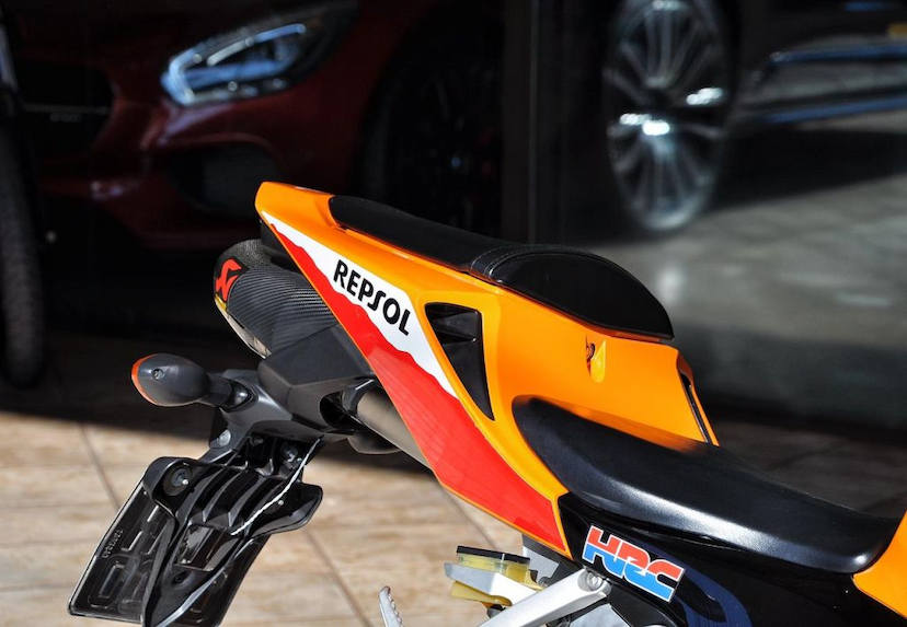 Foto do veículo HONDA CBR 600RR HRC REPSOL 2013 28.874 KM 58.900,00