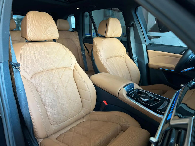Foto do veículo BMW X5 3.0 I6 TURBO HÍBRIDO XDRIVE50E M SPORT AUTOMÁTICO 2025 17.364 KM 642.000,00