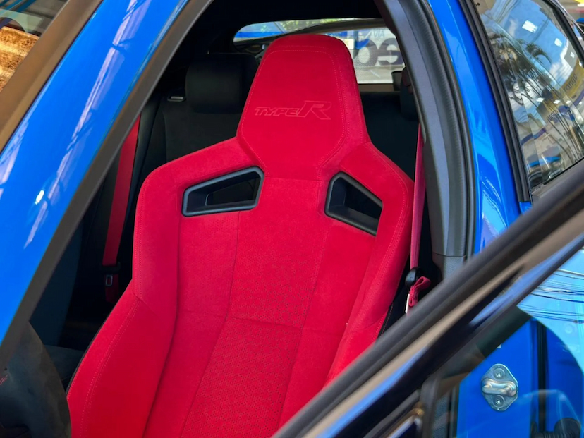 Foto do veículo HONDA CIVIC 2.0 DI VTEC TURBO GASOLINA TYPE R MANUAL 2024 4.988 KM 369.000,00