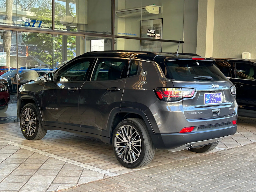 Foto do veículo JEEP COMPASS 2.0 TD350 TURBO DIESEL LIMITED AT9 2022 62.339 KM 136.900,00