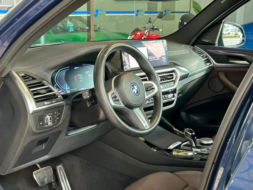 Foto do veículo BMW X3 2.0 16V HÍBRIDO M SPORT XDRIVE30E STEPTRONIC 2024 34.746 KM 338.000,00