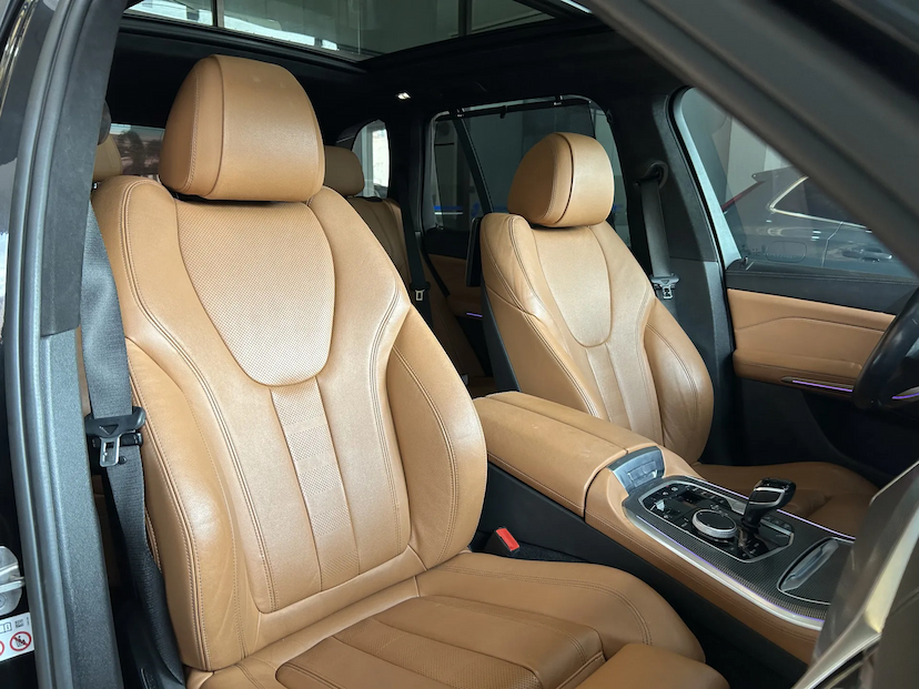 Foto do veículo BMW X5 3.0 I6 TURBO HÍBRIDO XDRIVE45E M SPORT AUTOMÁTICO 2022 62.157 KM 384.000,00