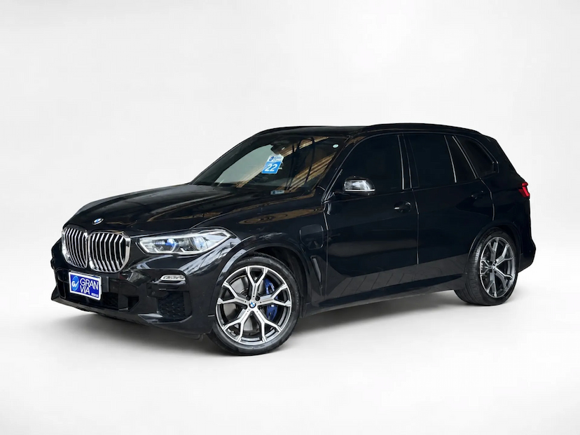 Foto do veículo BMW X5 3.0 I6 TURBO HÍBRIDO XDRIVE45E M SPORT AUTOMÁTICO 2022 62.157 KM 384.000,00