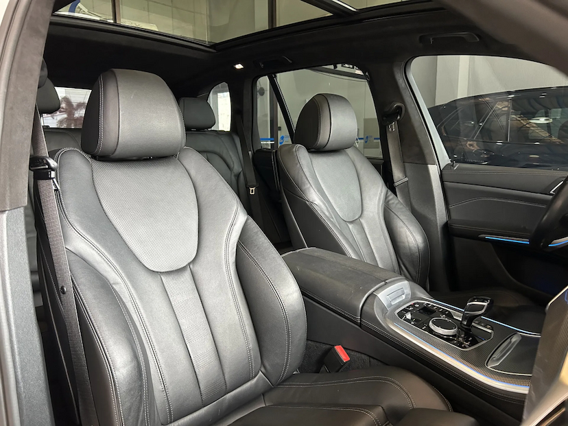 Foto do veículo BMW X5 3.0 I6 TURBO HÍBRIDO XDRIVE45E M SPORT AUTOMÁTICO 2022 57.560 KM 399.000,00