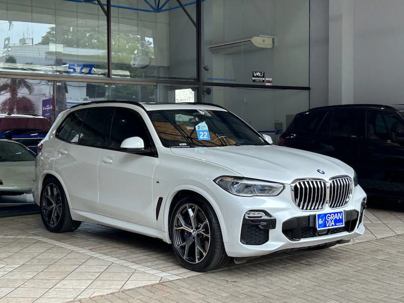 Foto do veículo BMW X5 3.0 I6 TURBO HÍBRIDO XDRIVE45E M SPORT AUTOMÁTICO 2022 57.560 KM 399.000,00
