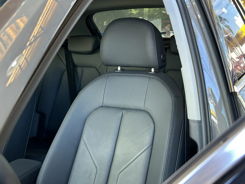 Foto do veículo AUDI Q3 2.0 40 TFSI GASOLINA PERFORMANCE QUATTRO TIPTRONIC 2025 9.566 KM 269.000,00