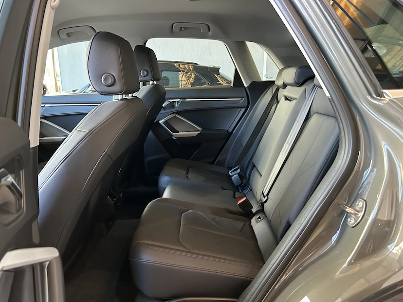 Foto do veículo AUDI Q3 2.0 40 TFSI GASOLINA PERFORMANCE QUATTRO TIPTRONIC 2025 9.566 KM 269.000,00
