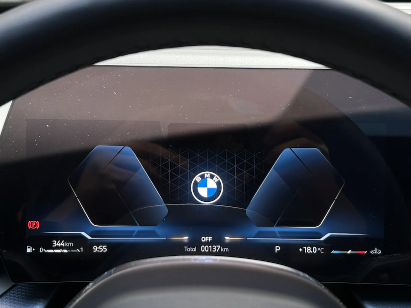 Foto do veículo BMW X1 2.0 16V TURBO GASOLINA SDRIVE20I M SPORT STEPTRONIC 2027 137 KM R$ 359.000,00