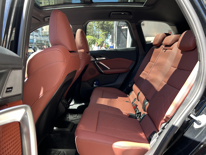 Foto do veículo BMW X1 2.0 16V TURBO GASOLINA SDRIVE20I M SPORT STEPTRONIC 2027 137 KM R$ 359.000,00
