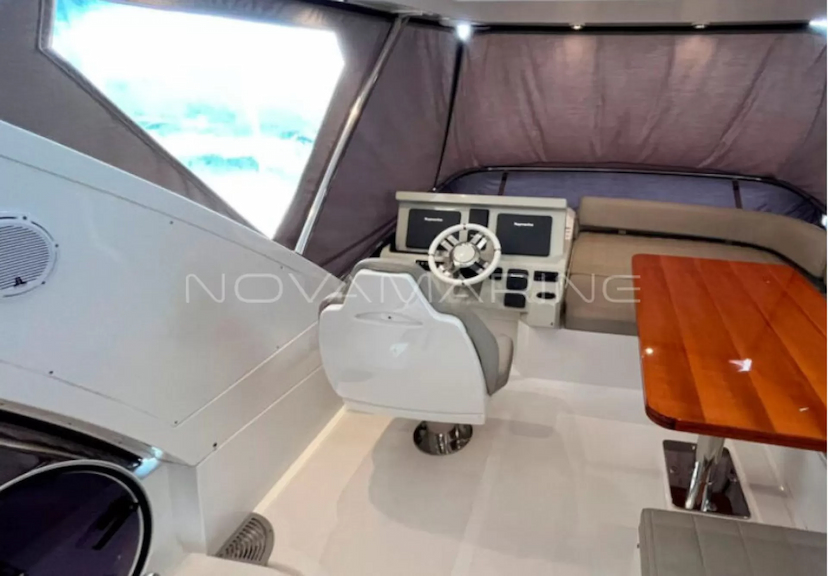Foto do veículo AZIMUT  56   0 MILHAS 6.700.000,00