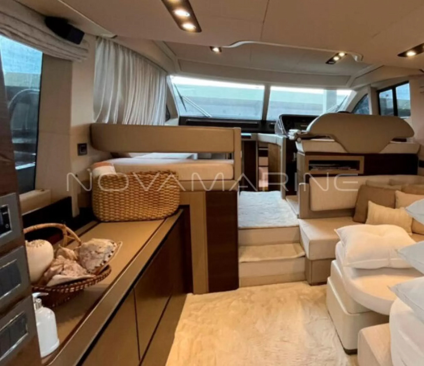 Foto do veículo AZIMUT  56   0 MILHAS 6.700.000,00