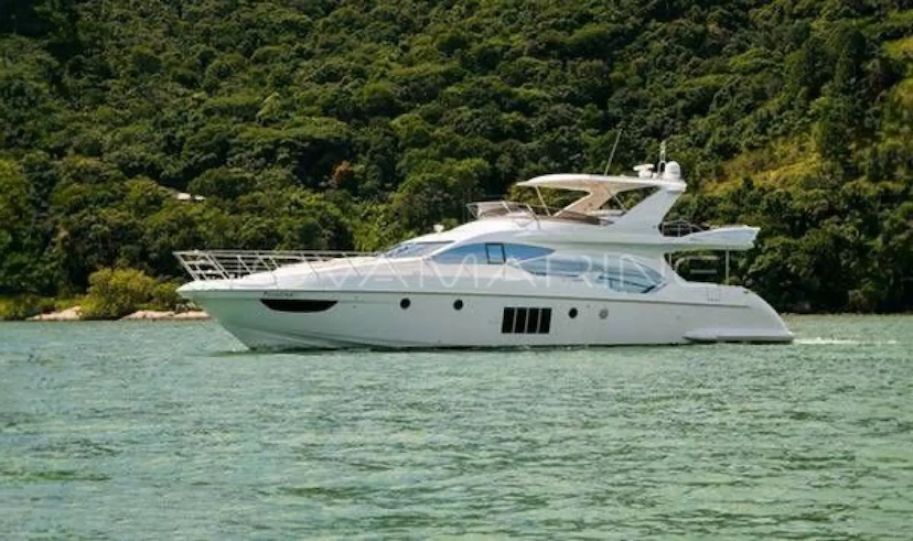 Foto do veículo AZIMUT  70   0 MILHAS 14.000.000,00