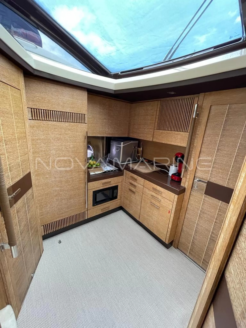 Foto do veículo AZIMUT  48   0 MILHAS 3.500.000,00