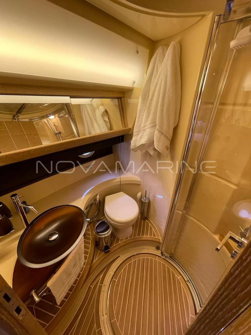 Foto do veículo AZIMUT  48   0 MILHAS 3.500.000,00
