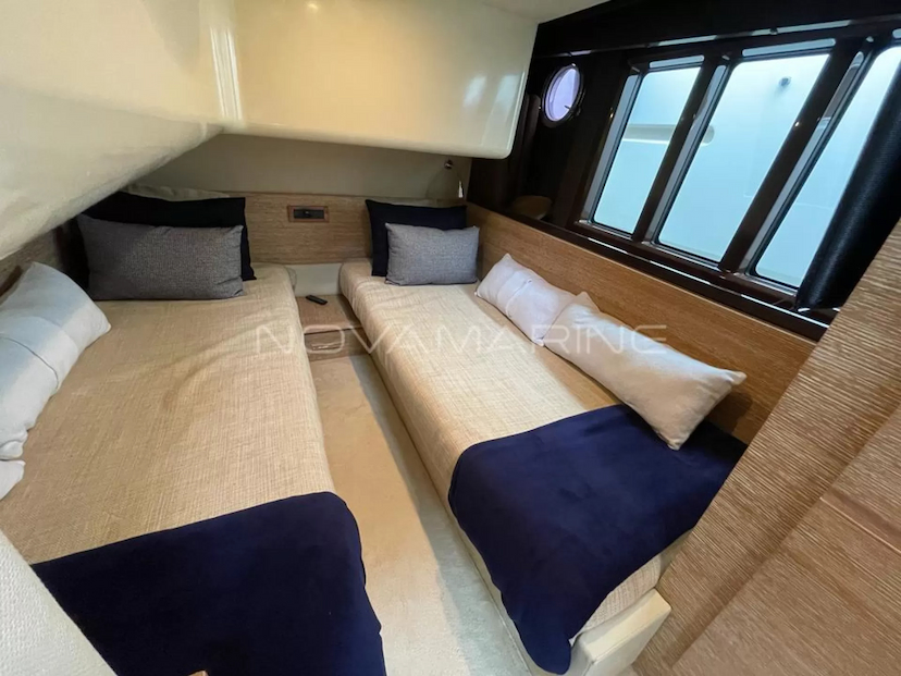 Foto do veículo AZIMUT  48   0 MILHAS 3.500.000,00