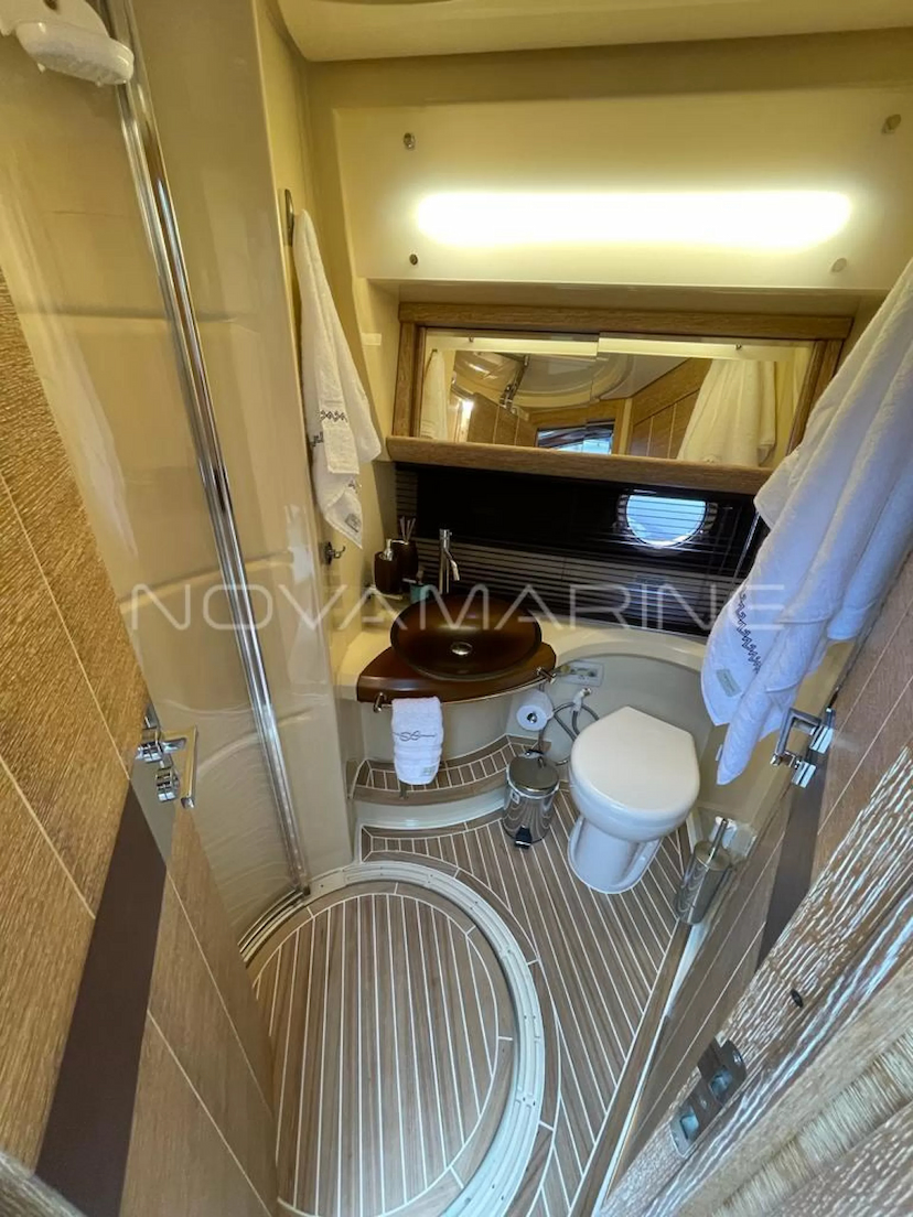 Foto do veículo AZIMUT  48   0 MILHAS 3.500.000,00