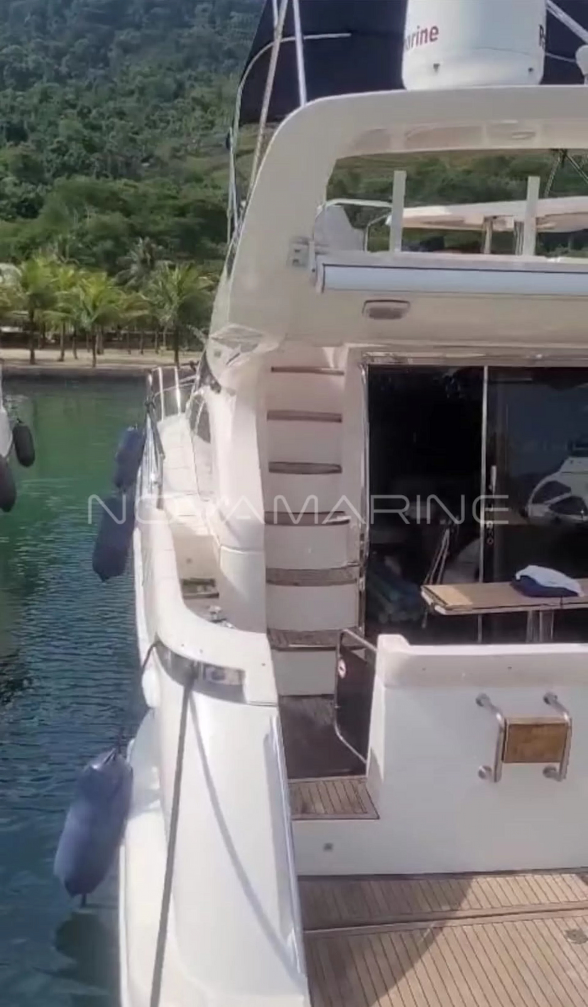 Foto do veículo AZIMUT  43   0 MILHAS 3.000.000,00