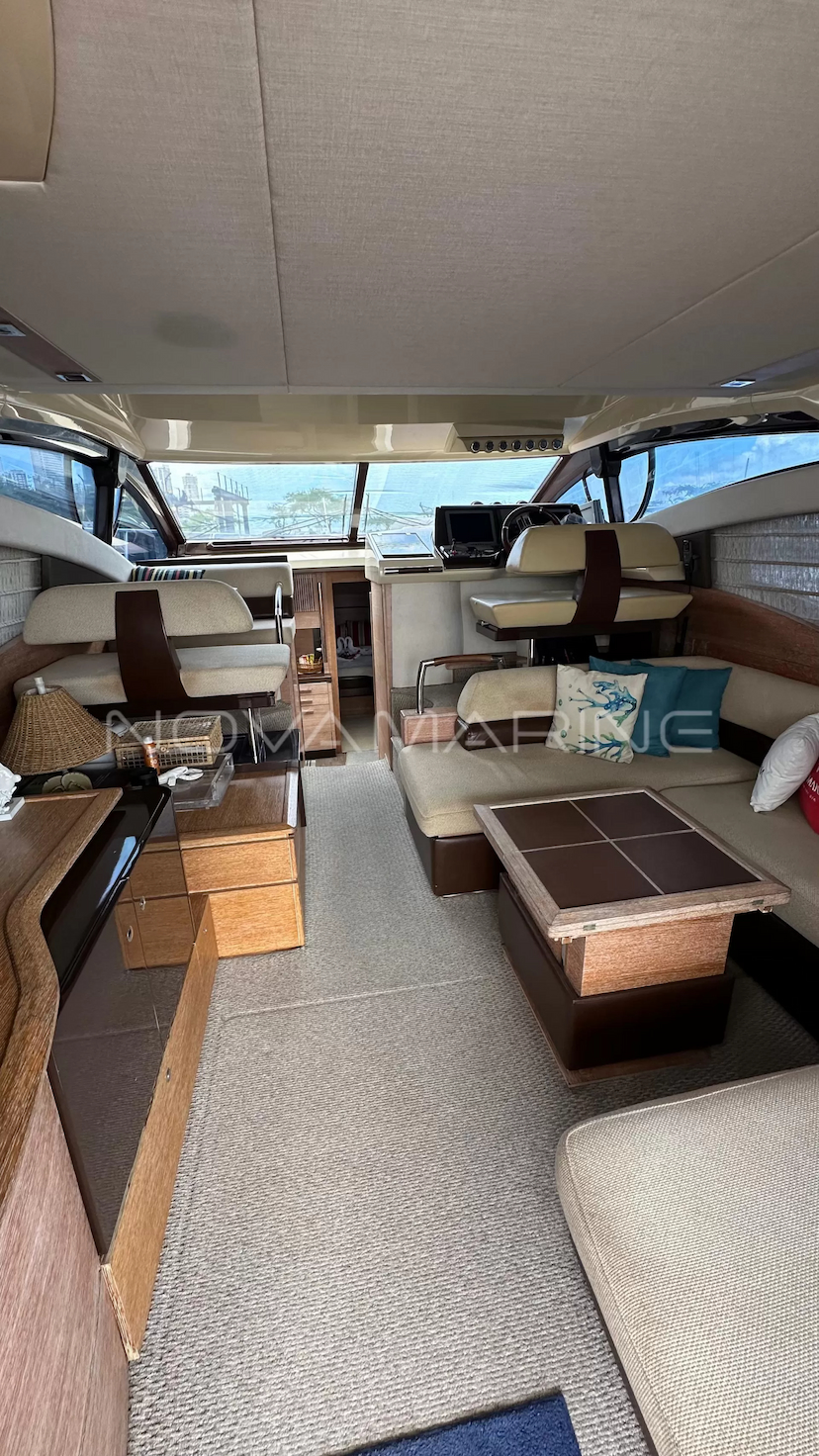 Foto do veículo AZIMUT  48   0 MILHAS 3.300.000,00