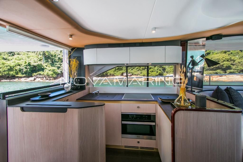 Foto do veículo AZIMUT  62   0 KM 15.500.000,00